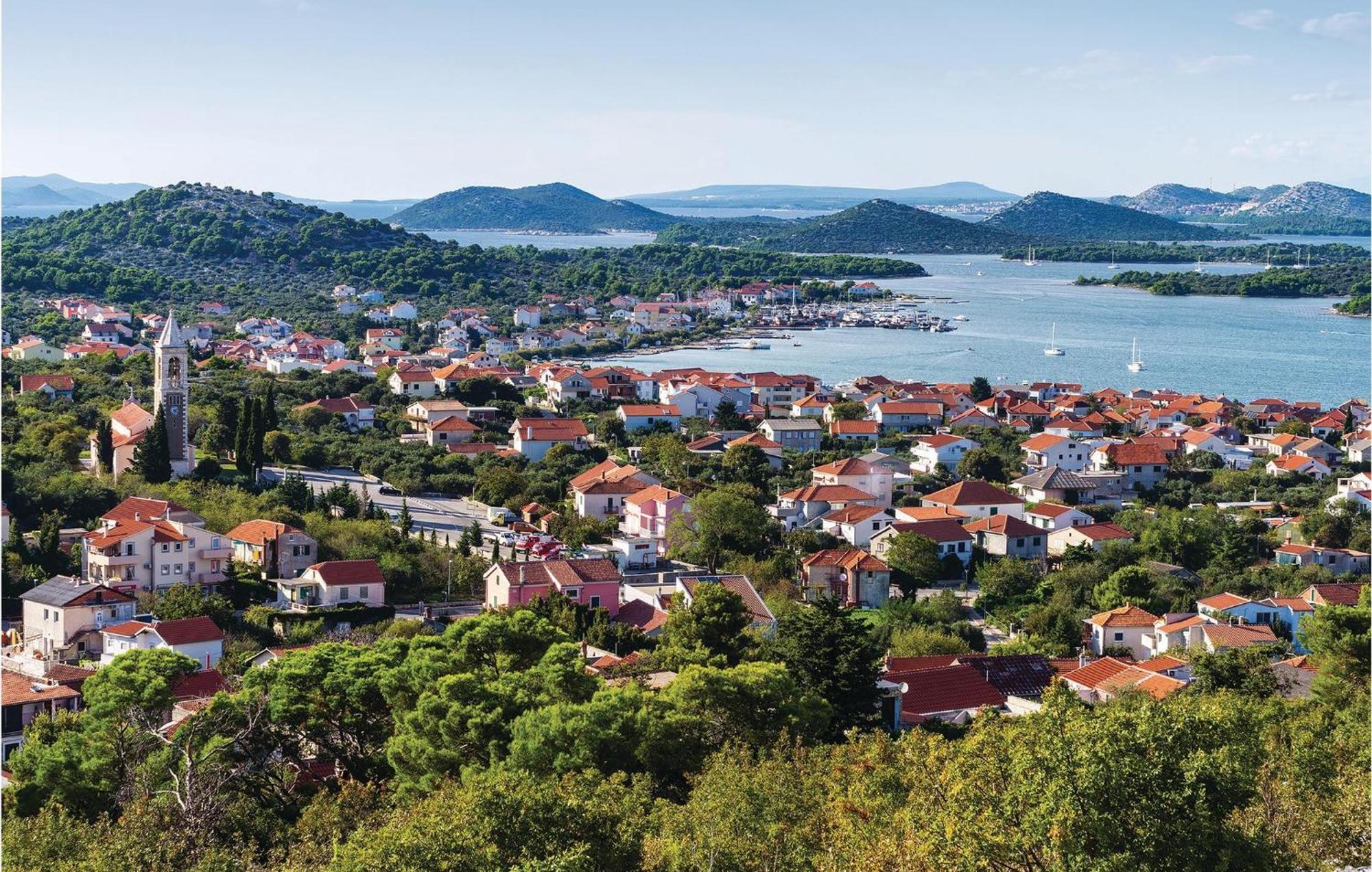 Amazing Apartment In Tisno With Wifi Eksteriør billede