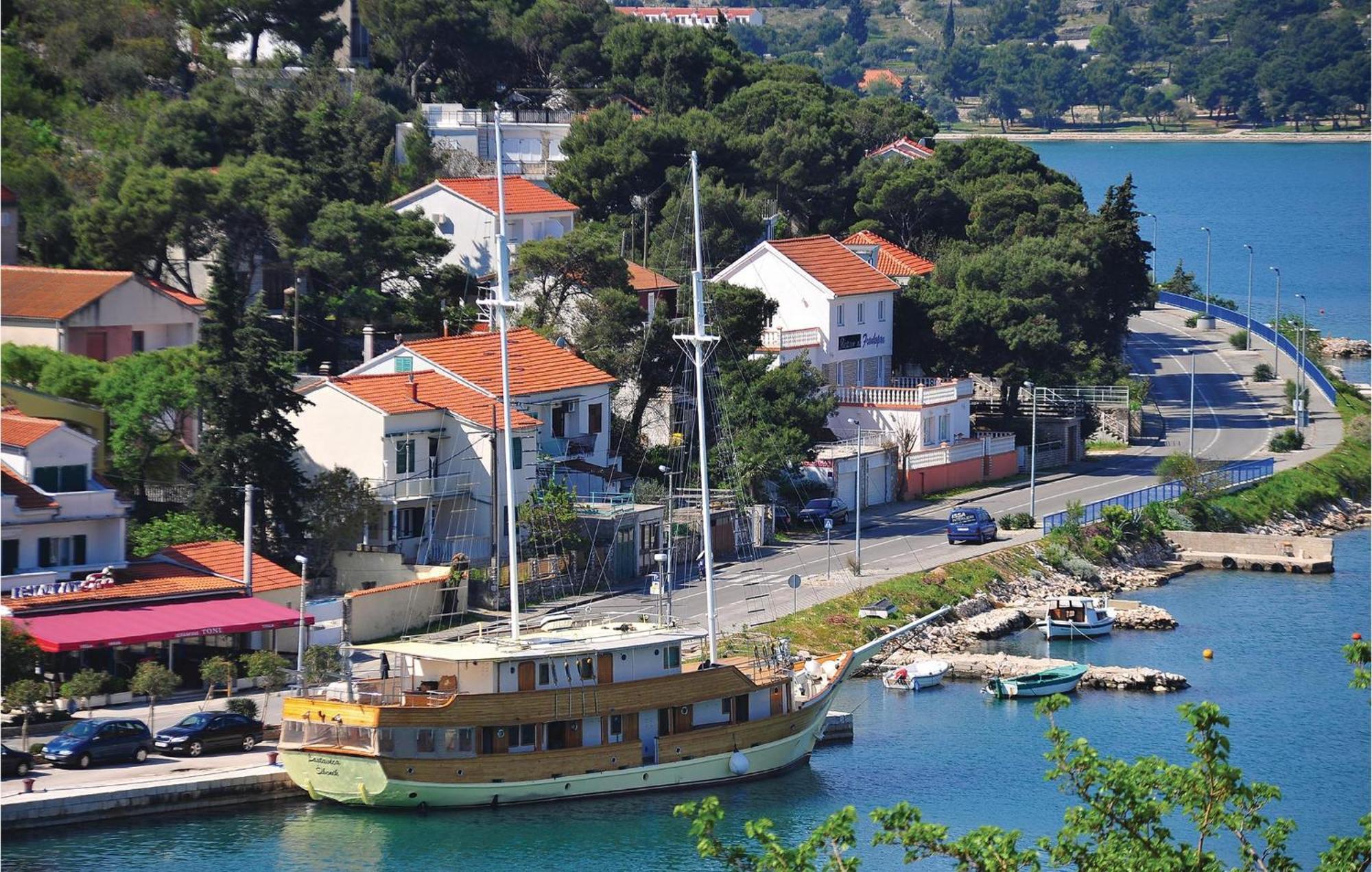 Amazing Apartment In Tisno With Wifi Eksteriør billede